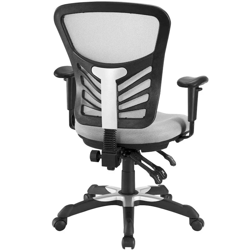 Ergonomischer Bürostuhl mit Netzrückenlehne und verstellbaren Armlehnen