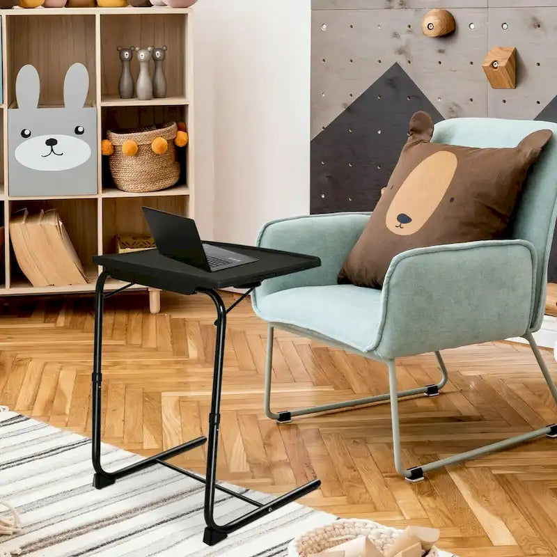 Klappbarer TV-Tablett-Laptoptisch mit Höhenverstellung und Becherhalter